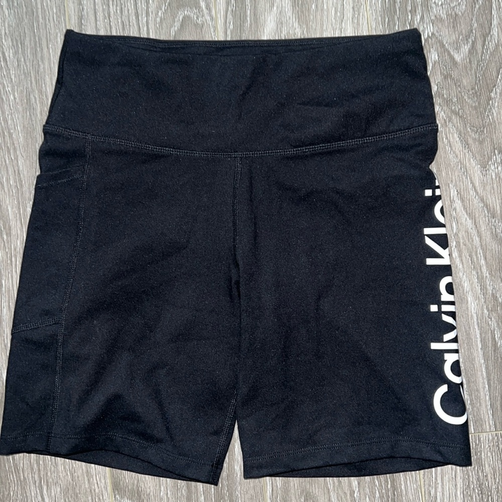 Calvin Klein bike shorts size M